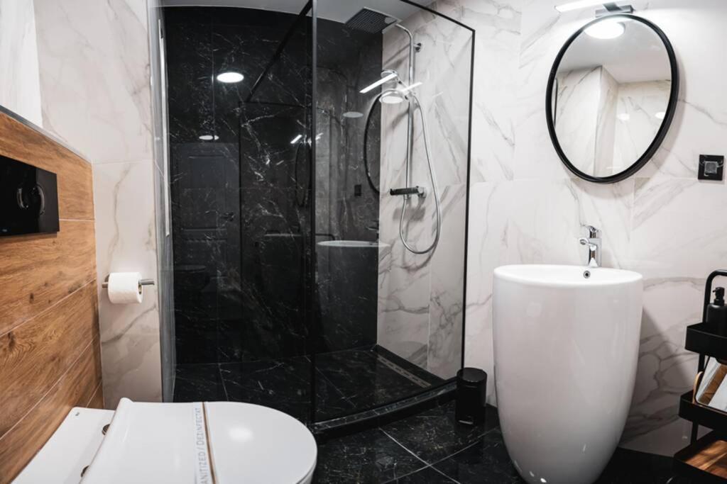 Briana Luxury Panoramic View Apartment Cluj-Napoca Luaran gambar